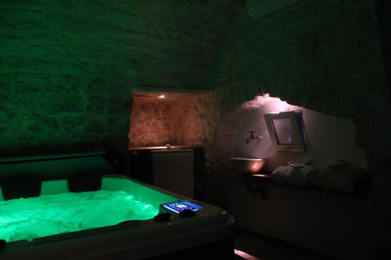 Albergo Diffuso Dimora Rossi B&B Turi Dış mekan fotoğraf